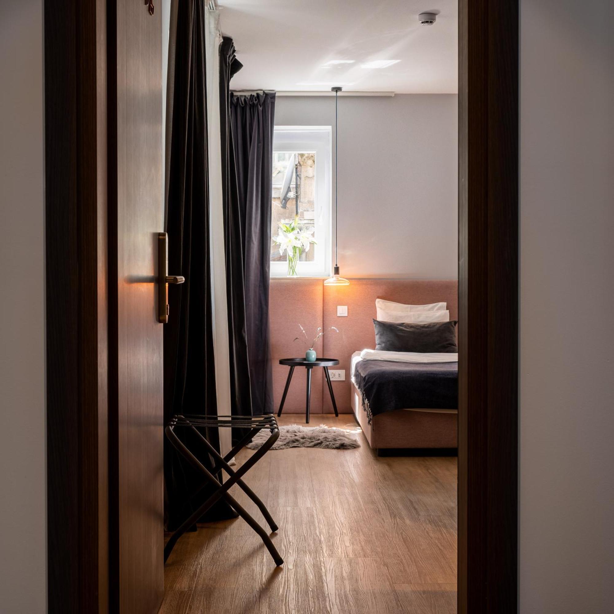 Doma Zagreb Aparthotel Экстерьер фото